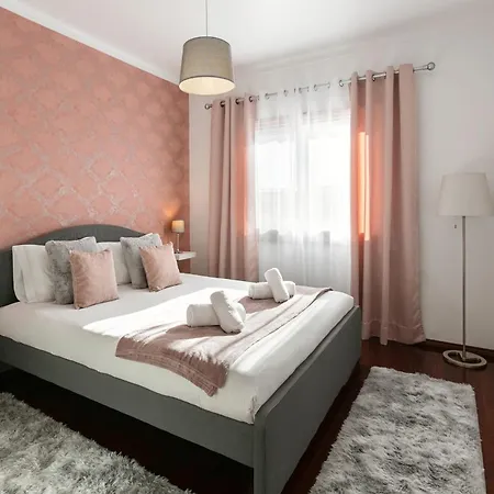 Florida - T2 Familiar Perto Da *